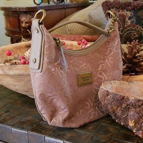 Vera Wang handbag - Picture 4 of 4